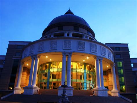 Maybe you would like to learn more about one of these? College University: Segi University College Kota Damansara ...
