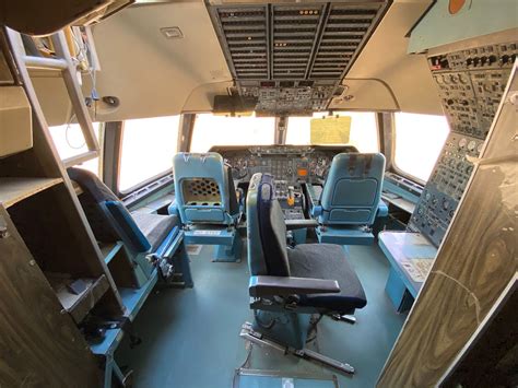 Inside The Cockpit Of A Lockheed L TriStar