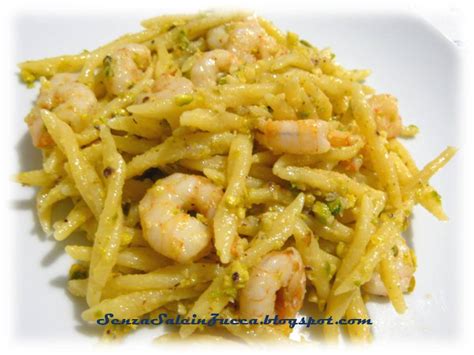 Senza Sale in Zucca: Pasta ai gamberetti e pesto di ...