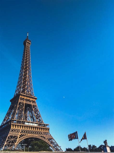 エッフェル塔 パリ フランスの無料の写真素材