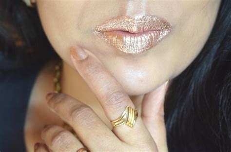 Most Popular Instagram Beauty Trend Glitter Lips Beauty