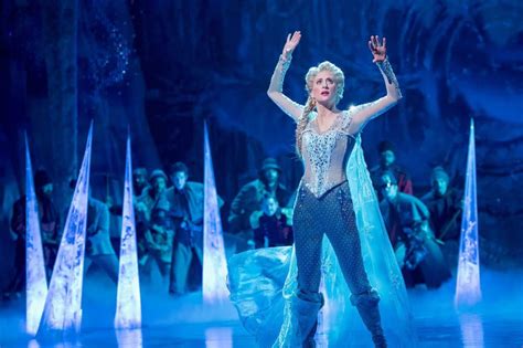 Elsa Wears Pants In The Frozen Musical — Heres Why Thats Important