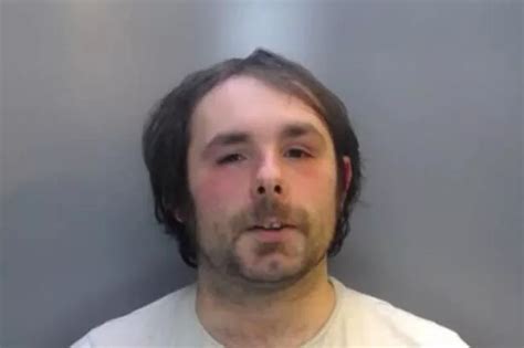 county durham convicted sex offender jailed again after police found out he d been messaging