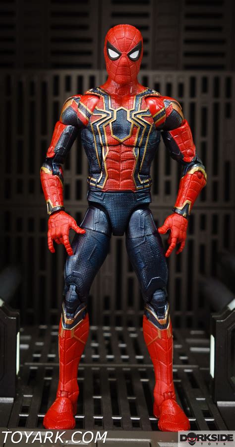 Make sure to also see what hasbro told marvel.com about many of these upcoming figures at new york comic con earlier this. Marvel Legends Avengers Infinity War Spider-Man Photo ...