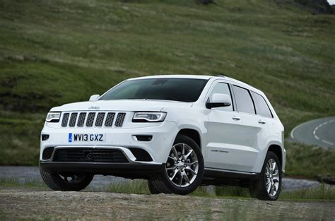 New Jeep Grand Cherokee Full Of Technology Uk Car Of The Year Awards