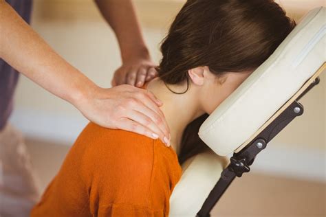 Back Neck And Shoulder Massage