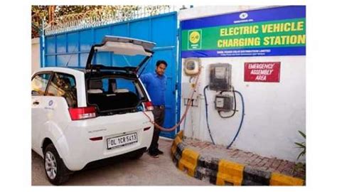 Delhi attains its first electric vehicle charging station - ELE Times