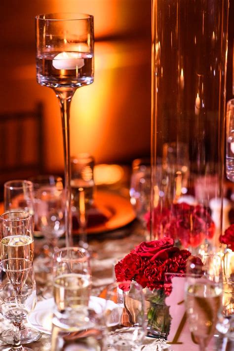 Red And Roses Themed Wedding Reception Elegant Table Table Decorations