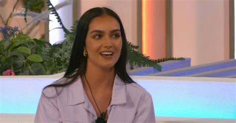 Love Island Fans Unconvinced As Siannise Fudge Dishes On Favourite Sex