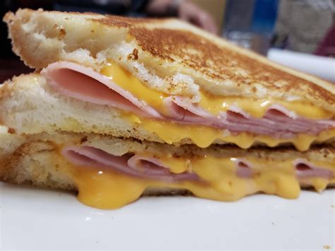 Grilled Ham And Cheese On White R Eatsandwiches