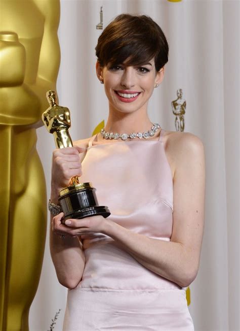 Anne Hathaway I Didnt Feel Happy About Oscar Win
