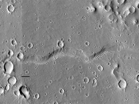 HiRISE | HiPOD: 3 Mar 2022