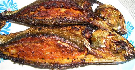 Ikan cencaru sumbat sambal 4 perasa inilah yang buat sambal jadi meletopssss eng sub 2021. From Mira's Kitchen With Love: ikan cencaru sumbat