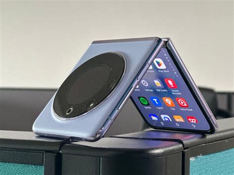 Tecno Phantom V Flip 5g First Look A Promising Flip Phone News18