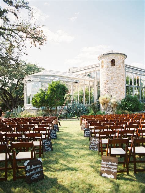 Top wedding location in austin and texas hill country, the ivory oak is the most beautiful wedding venue in texas located in charming wimberley. 8 Beautiful Texas Hill Country Wedding Venues