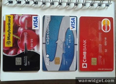 Penggunaan kad kredit menjadi salah satu alternatif dalam kaedah bayaran yang berkonsepkan pinjaman. Cara Buat Kad Debit CIMB, Maybank, RHB - MyRujukan