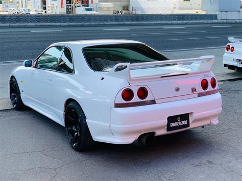 Nissan Skyline Bcnr33 Gt R V Spec For Sale 3511 Garage Defend