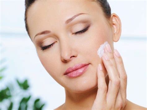 Natural Skin Care Tips In Winter Dry Skin On Face Dry Skin Remedies