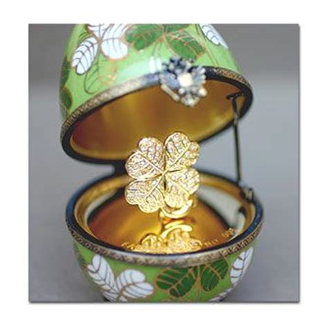 Of the 50 eggs fabergé made for the imperial family from 1885 through to 1916, 42 have survived. Missing Faberge Eggs | The Miniature Imperial Clover Egg ...