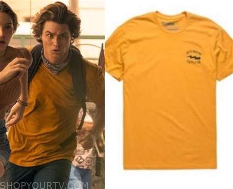 Outer Banks Season 2 Episode 1234 John Bs Yellow T Shirt Shop