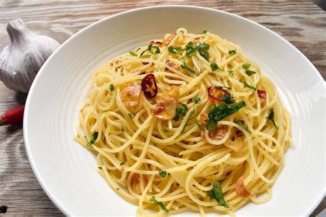 Our Recipe For Spaghetti Aglio Olio E Pepperoncino Is An Authentic