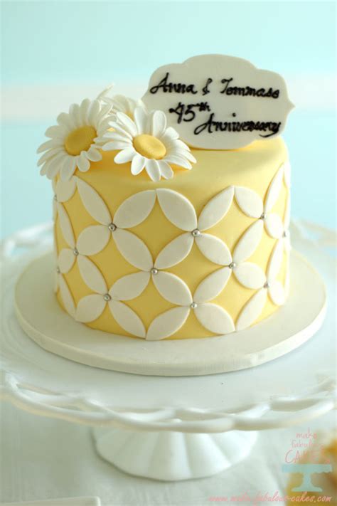 And you can get it at yellow bliss road. Yellow and Silver Cakes