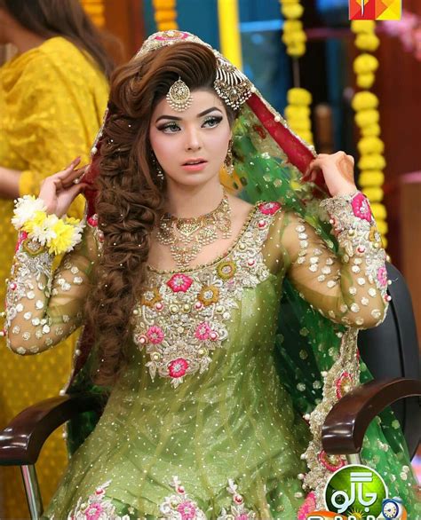 Bridal Mehndi Dresses Pakistani Bridal Makeup Latest Bridal Dresses Pakistani Wedding Dresses