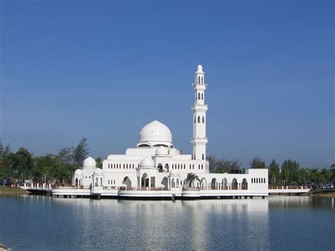 Selamat datang ke masjid abidin(masjid negeri) kuala terengganu. Tengku Tengah Zaharah Mosque - Wikipedia