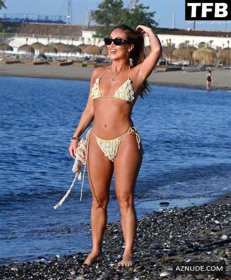 Lauryn Goodman Sexy Seen Showing Off Her Hot Bikini Body On The Beach