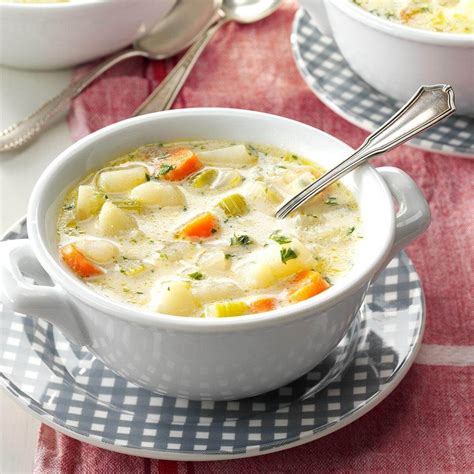 How To Make A Cheesy Vegan Vegetable Soup In Your Slow Cooker