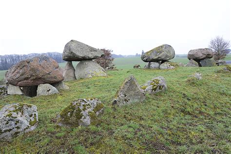 Megaliths Kaj Halberg