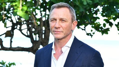 But no time to die, his fifth and final. Daniel Craig Says He's 'Done' with Bond after 'No Time to ...