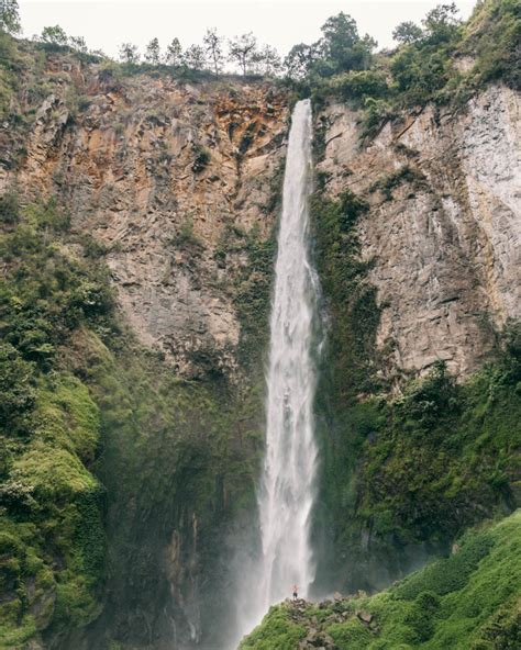 Прочие места на свежем воздухе и парк. Sipiso Piso Waterfall Travel Guide: All You Need to Know ...