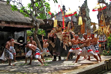 Barong And Kris Dance In Bali Bali S Famous Mythological Dance Performance Go Guides