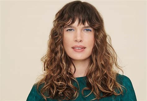 6 Easy Hairstyles For Wavy Hair At Length By Prose Hair