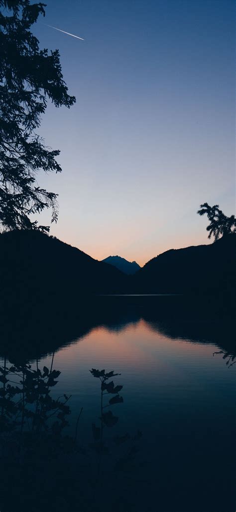 Silhouette Of Mountain Lake And Trees In Nature Ph Nature Water