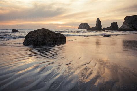 Sunset At Bandon Beach Oregon Aurf02396 Cavan Imageswestend61