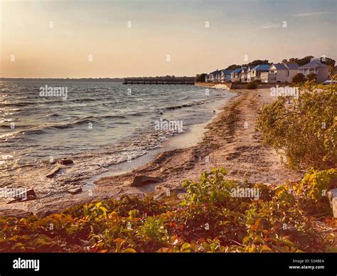 Crystal Beach Lake Erie Hi Res Stock Photography And Images Alamy