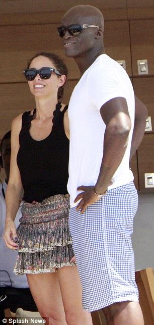 Erica Packer Shares A Kiss With British Singer Seal On Boat Around