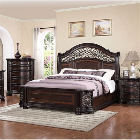 York 204 solid wood construction bedroom set with king size bed, dresser, mirror, chest and night stand. Winkelman King Standard Bed in 2020 | King size bedroom ...