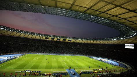 Ultra hd 4k wallpapers for desktop, laptop, apple, android mobile phones, tablets in high quality hd, 4k uhd, 5k, 8k uhd resolutions for free download. Soccer 4K Wallpapers - Top Free Soccer 4K Backgrounds ...