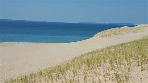The 10 Absolutely Best Beaches In Michigan