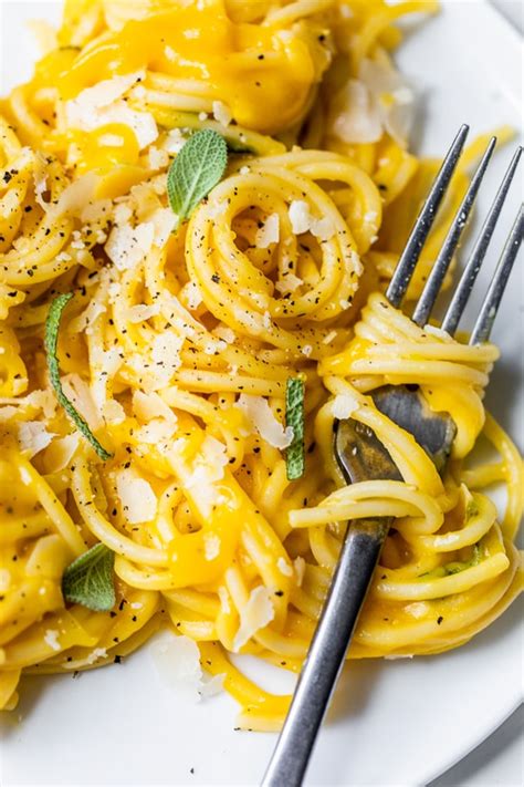 Spaghetti With Butternut Squash Parmesan Sauce Skinnytaste