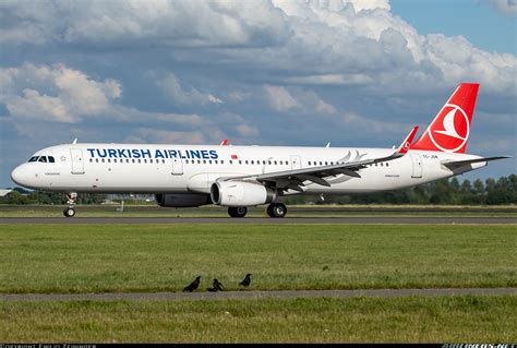 Airbus A321 231 Turkish Airlines Aviation Photo 6088507
