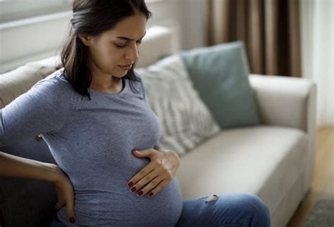 Bloating During Pregnancy Causes And Tips Pregnancy Mother And Baby