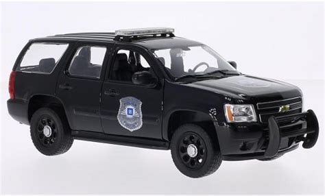 Modellautos Chevrolet Tahoe 124 Welly General Motors Police Vehicles