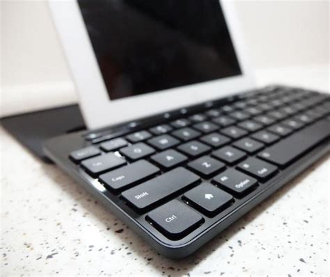 Microsoft Universal Mobile Keyboard Review