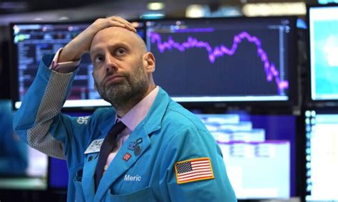 Stock Plunge Triggers Temporary Trading Shutdown As Wall Street Digests Fed Rate Cut The Epoch