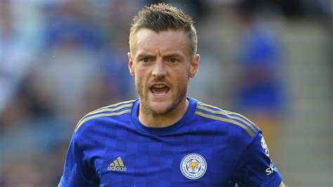 Vardy Joins Premier League 100 Goal Club And Becomes First Leicester