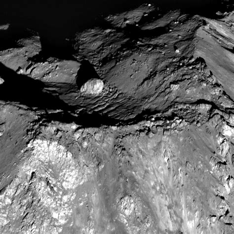 Tycho Central Peak Spectacular Lunar Reconnaissance Orbiter Camera